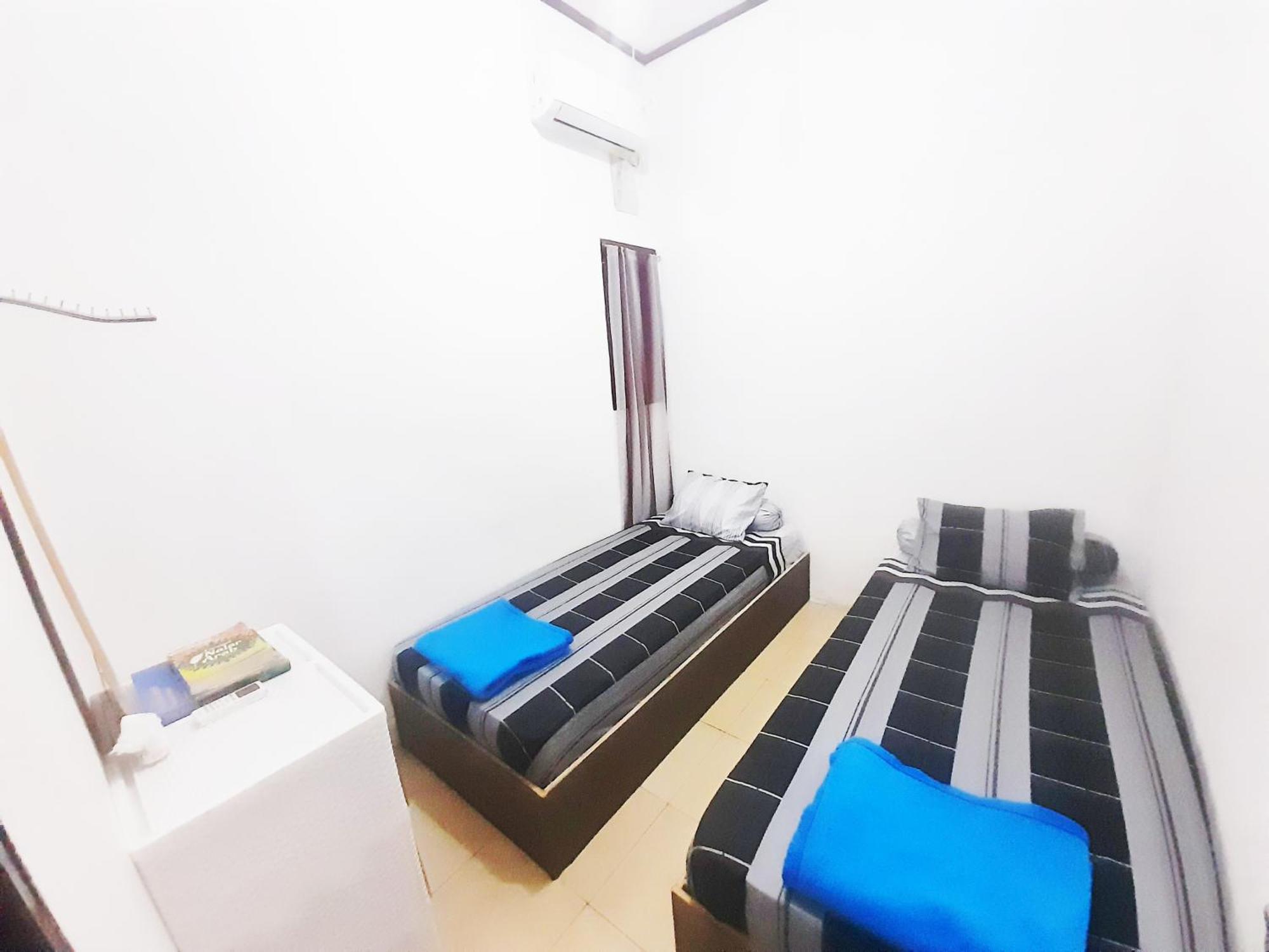 Baronda Guest House Sorong Exterior photo